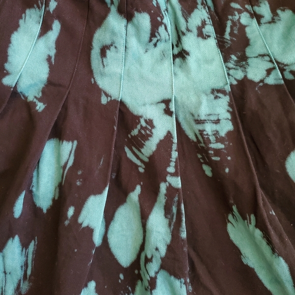 Current Mood Crystal Hearts Pleated Mini Skirt - Picture 2 of 6